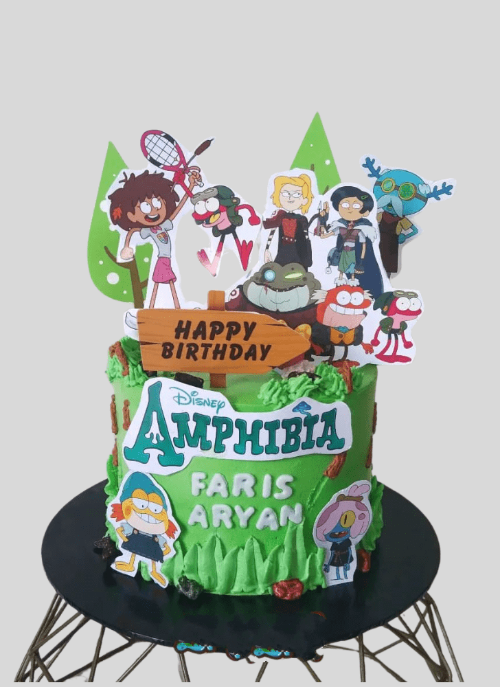 Beauteous Amphibia Cake