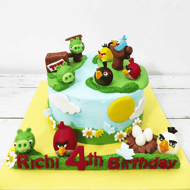 Fine Angry Birds Cake