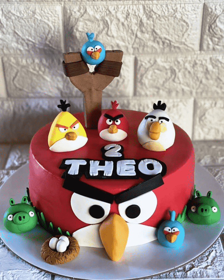 Lovely Angry Birds Cake Design