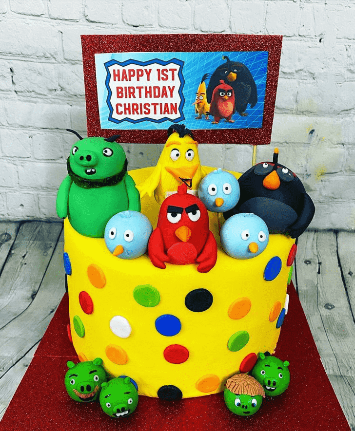 Mesmeric Angry Birds Cake
