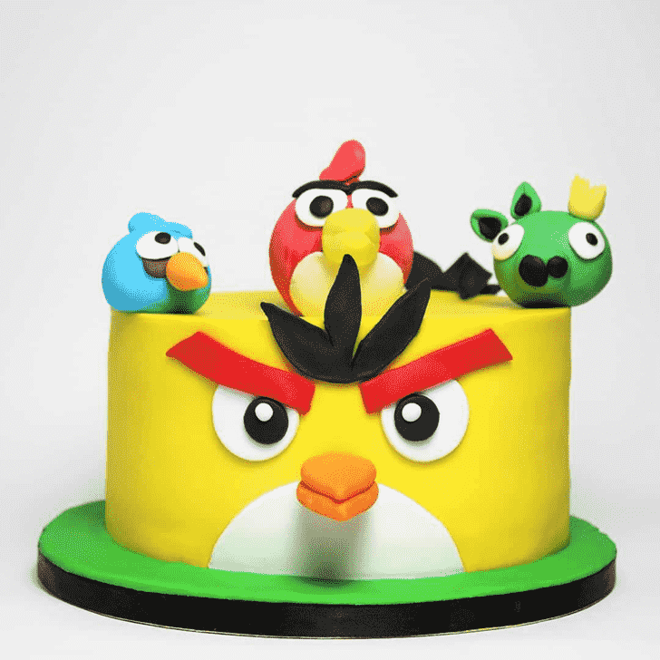 Pretty Angry Birds Cake