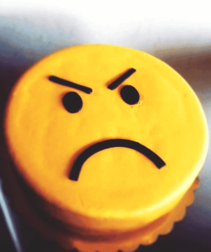Admirable Angry Cake Design