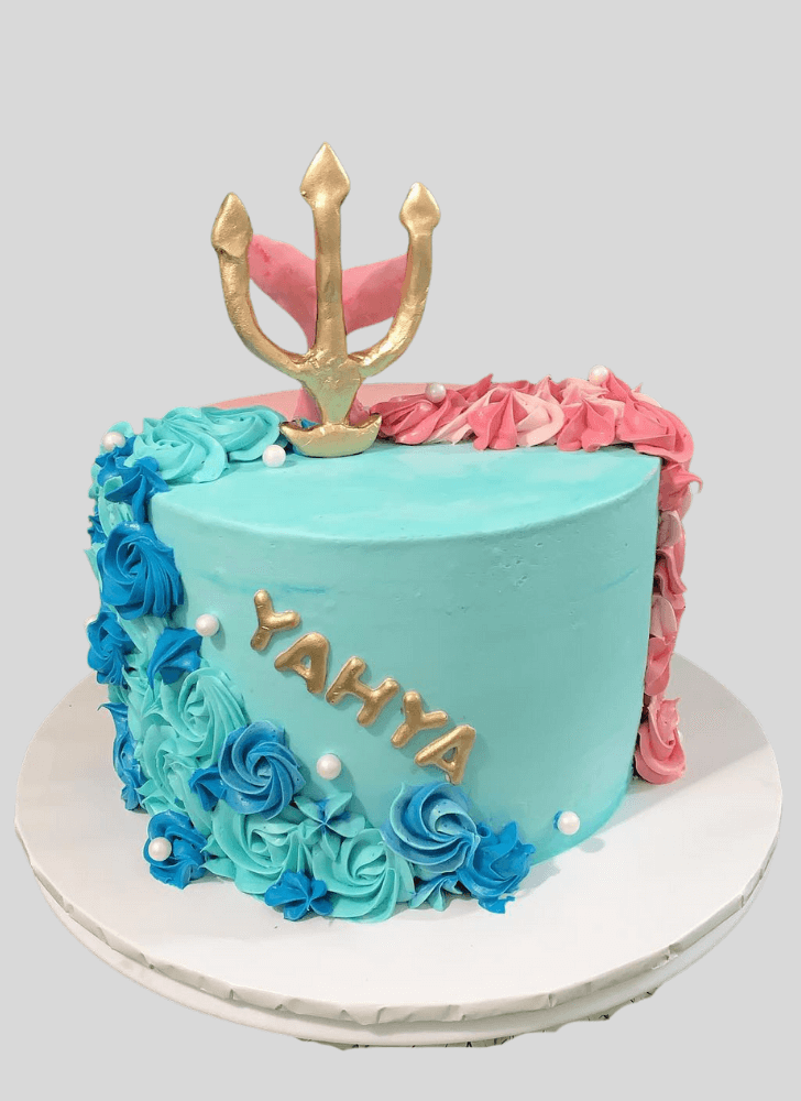Delicate Aquaman Cake