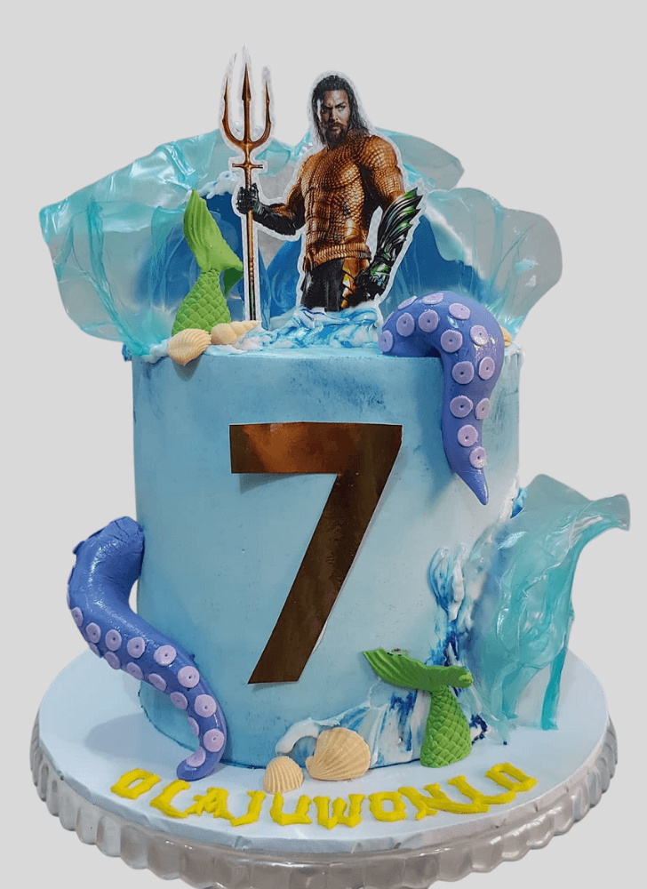 Nice Aquaman Cake