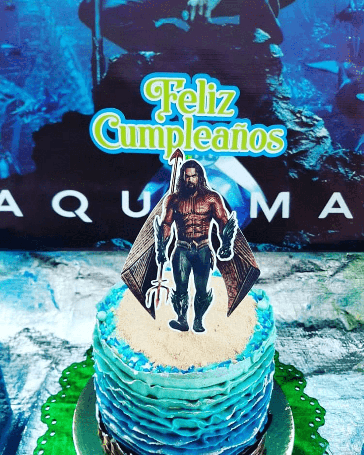 Elegant Aquaman Cake