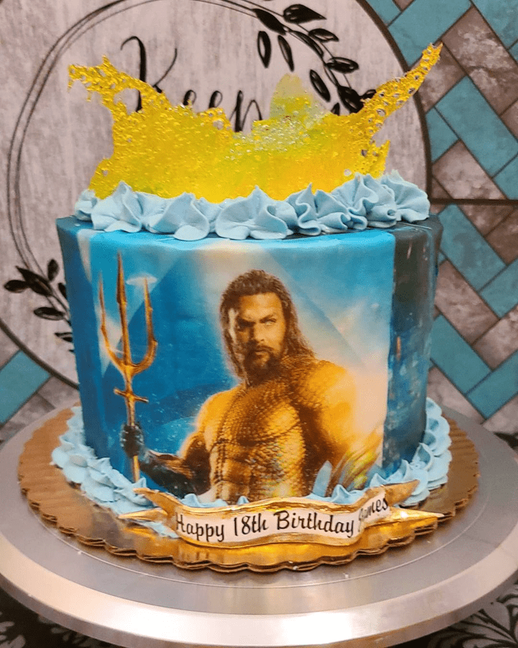 Ideal Aquaman Cake