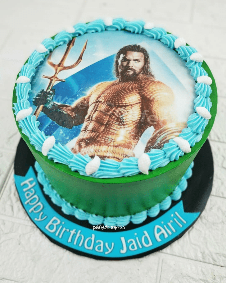 Nice Aquaman Cake