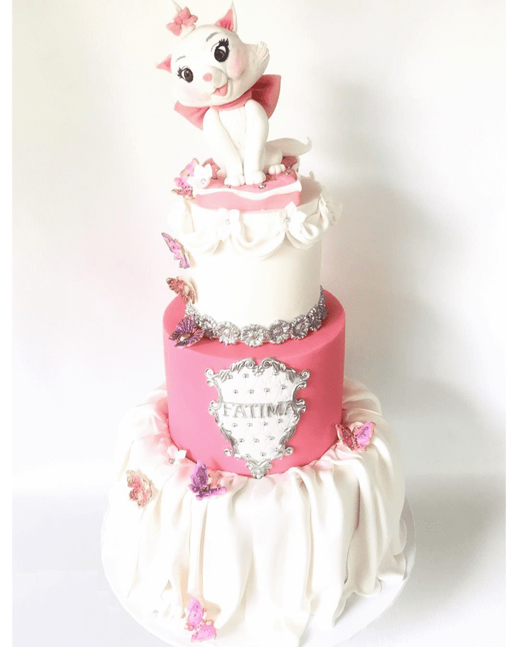 Admirable Aristocats Cake Design
