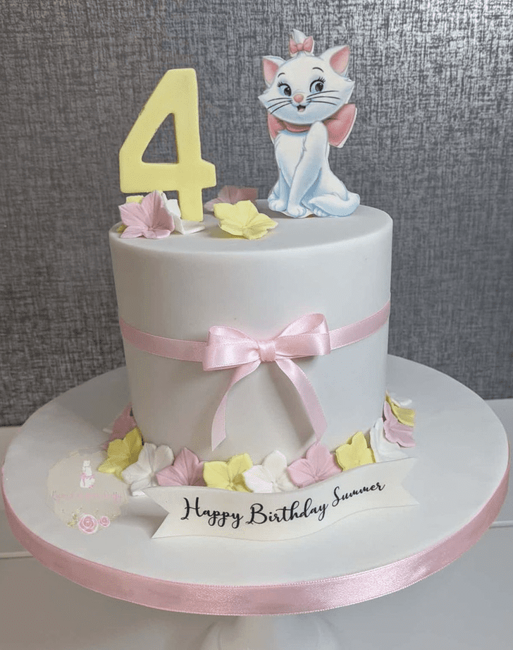 Cute Aristocats Cake