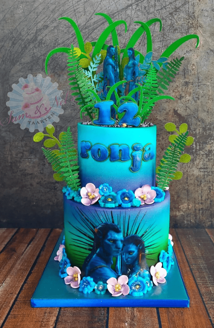 Elegant Avatar Cake