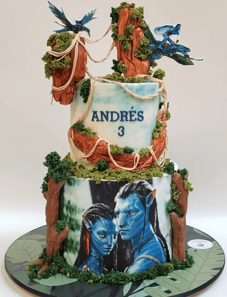 Enticing Avatar Cake