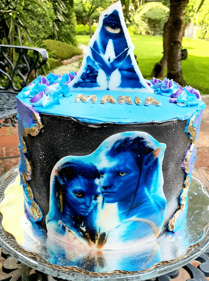 Good Looking Avatar Cake
