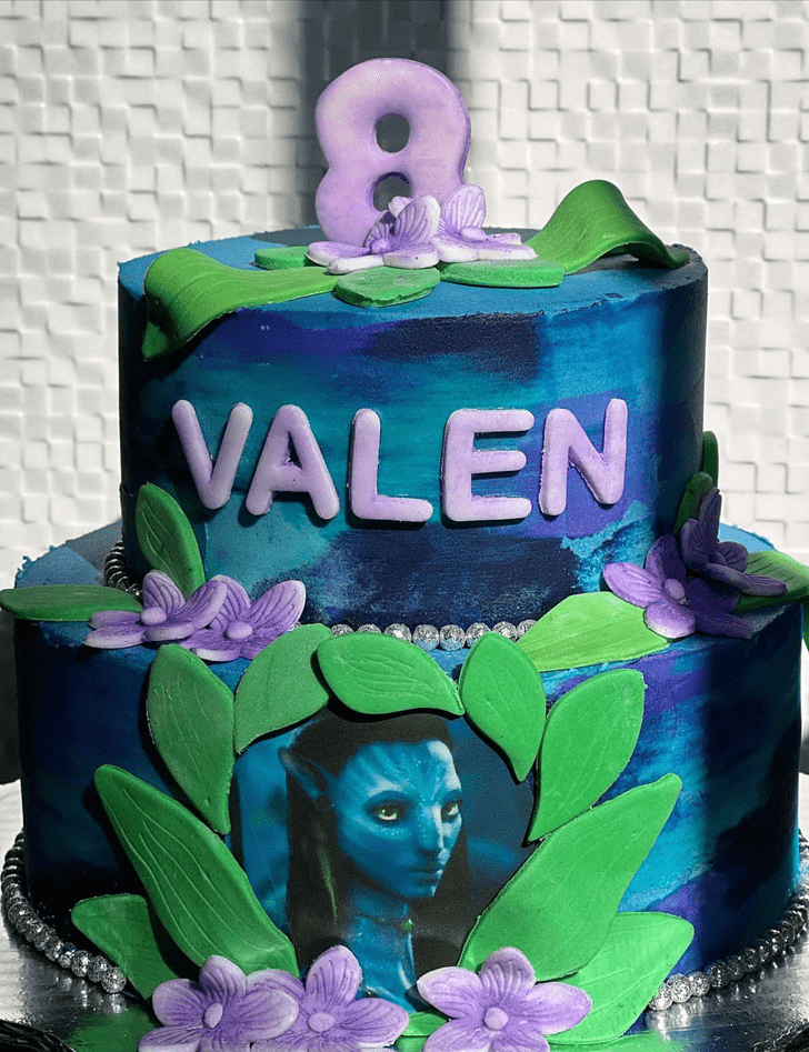 Inviting Avatar Cake