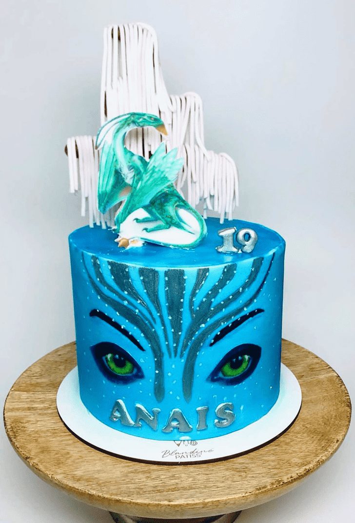 Pretty Avatar Cake