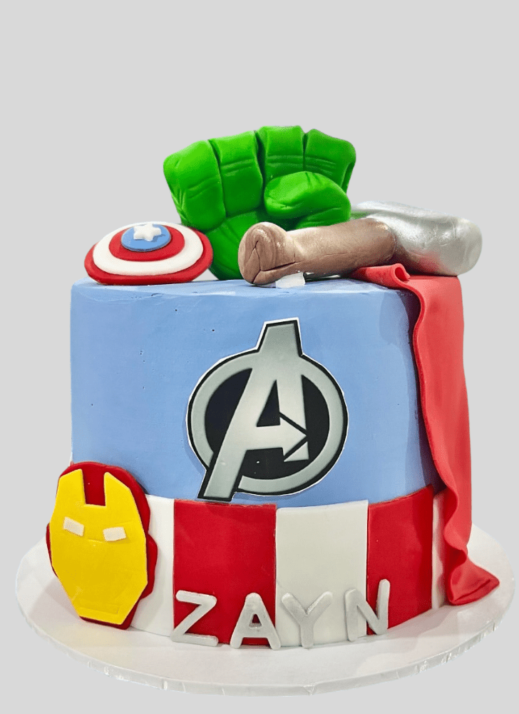 Nice Avengers Cake