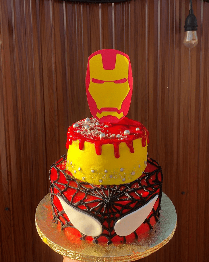 Beauteous Avengers Cake