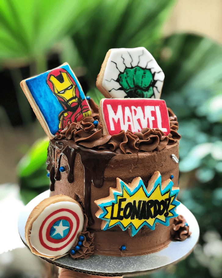 Comely Avengers Cake