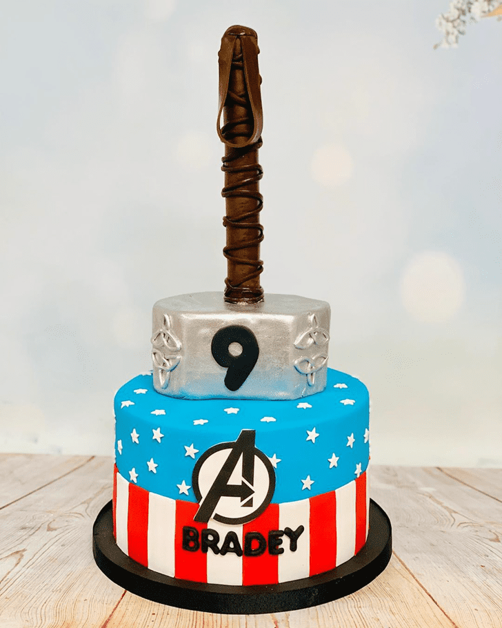 Inviting Avengers Cake