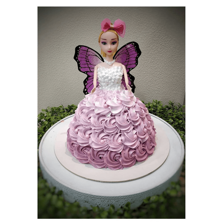 Fair Barbie Cake