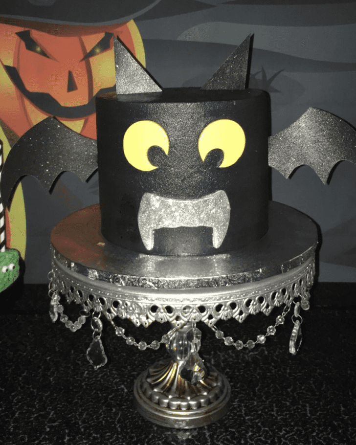 ExquisBate Bat Cake
