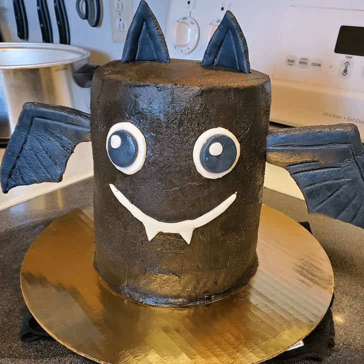 Ideal Bat Cake