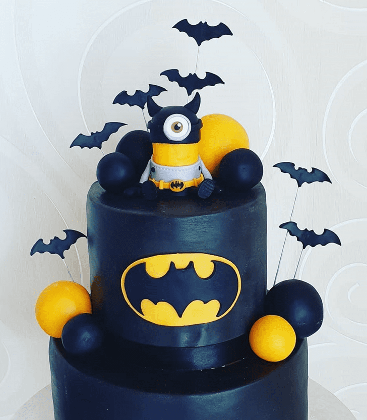 Splendid Bat Cake