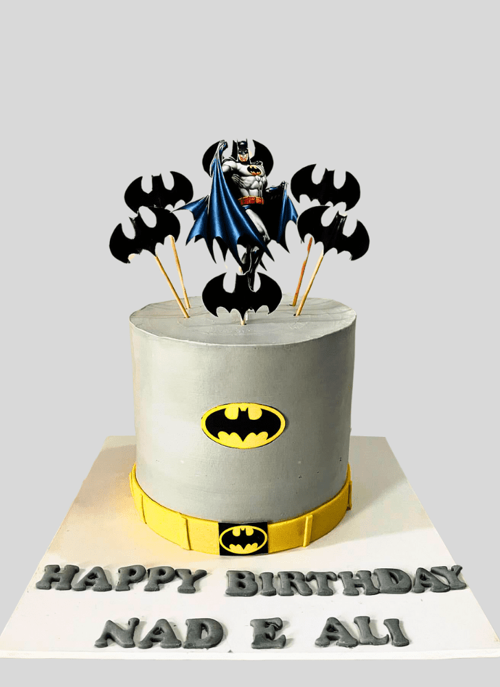 Resplendent Batman Cake