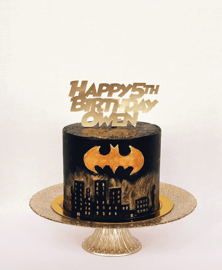 Beauteous Batman Cake