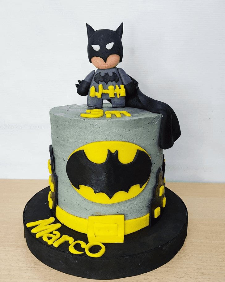 Graceful Batman Cake