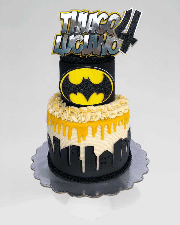 Grand Batman Cake