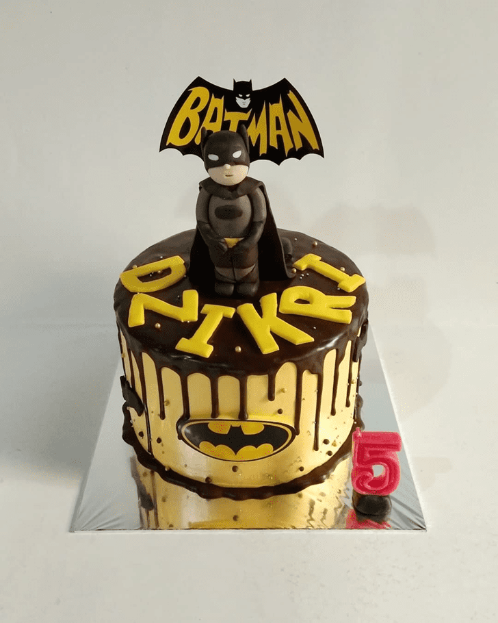 Splendid Batman Cake