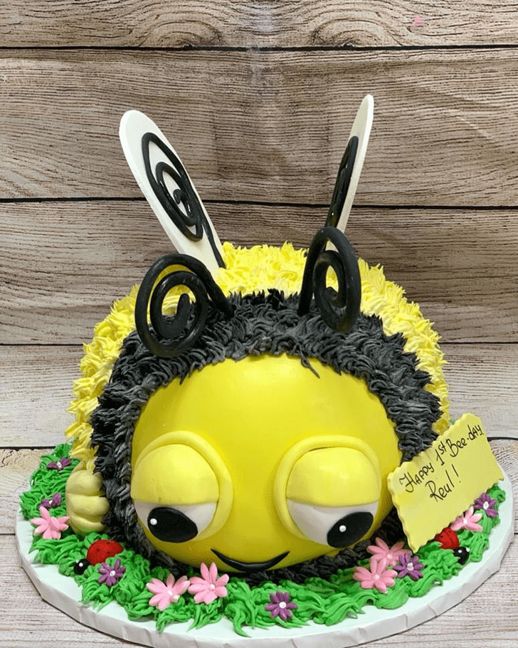 Dazzling Bee Cake