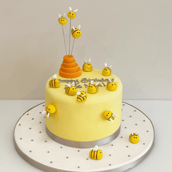 Elegant Bee Cake