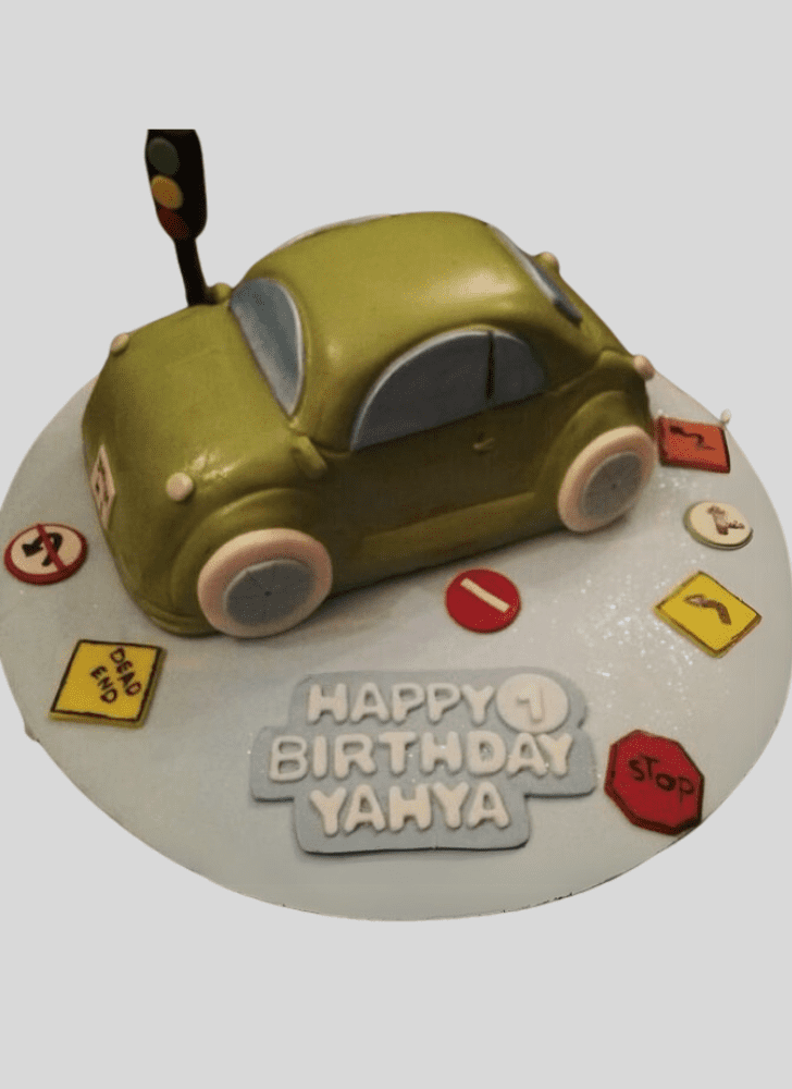 Superb Beetle Car Cake