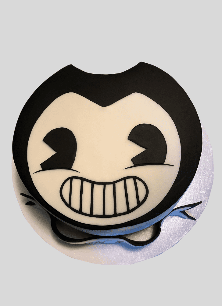 Wonderful Bendy Cake Design