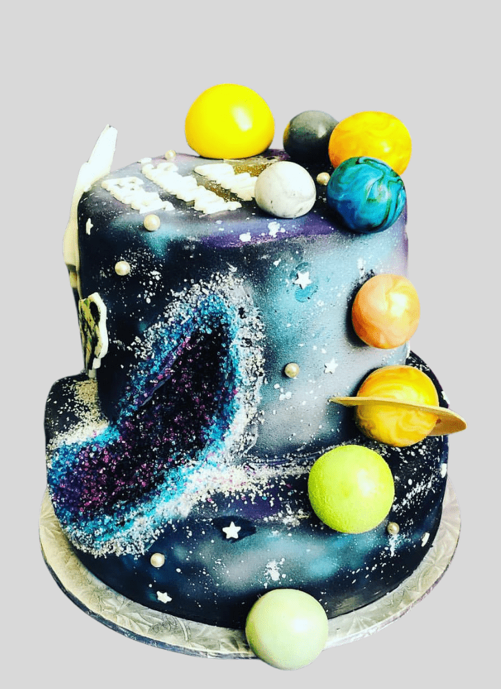 Comely Black Hole Cake