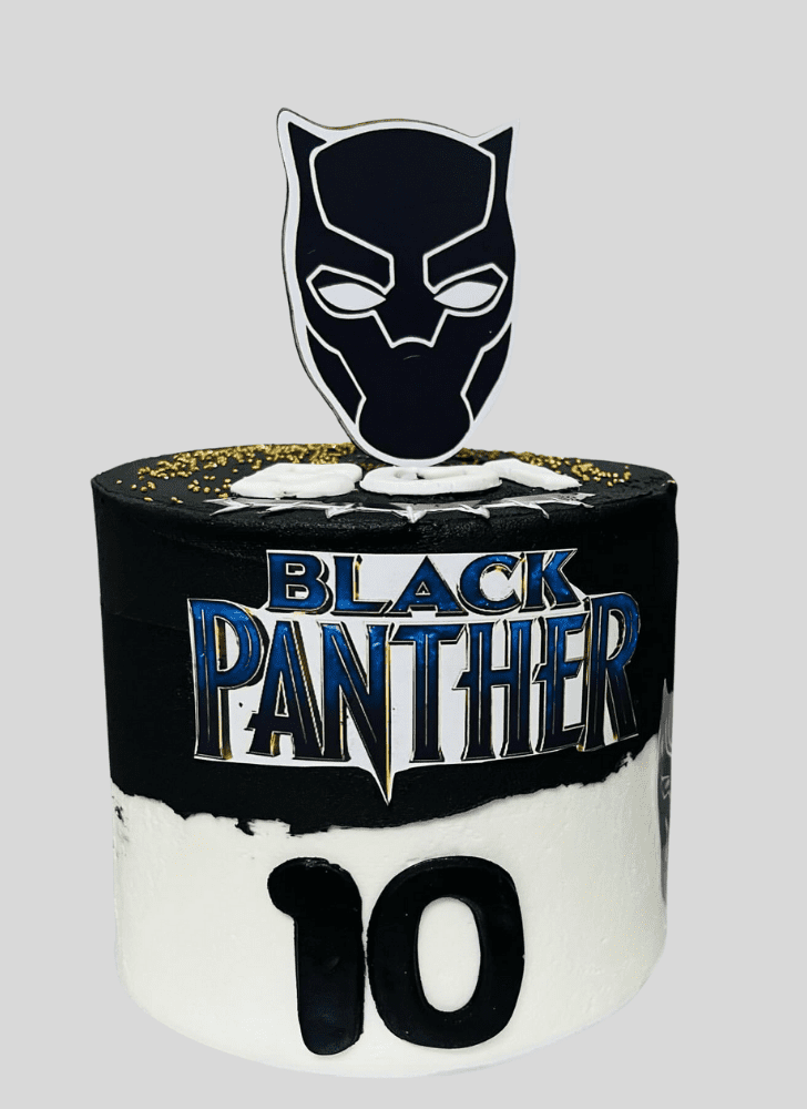 Elegant Black Panther Cake