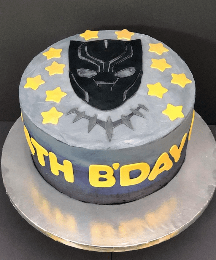 Admirable Black Panther Cake Design
