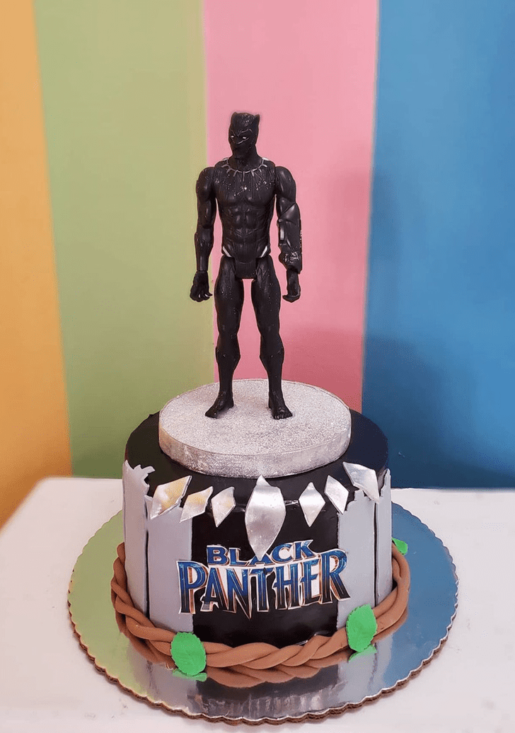 Marvelous Black Panther Cake