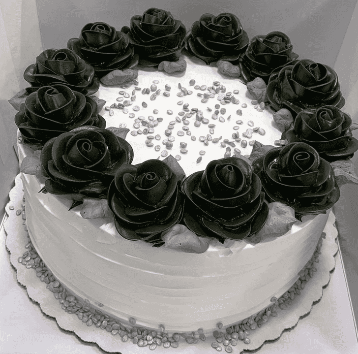 Shapely Back Rose Cake