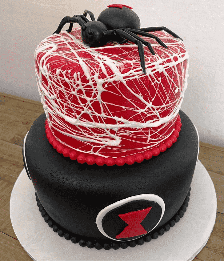 Grand Black Widow Cake