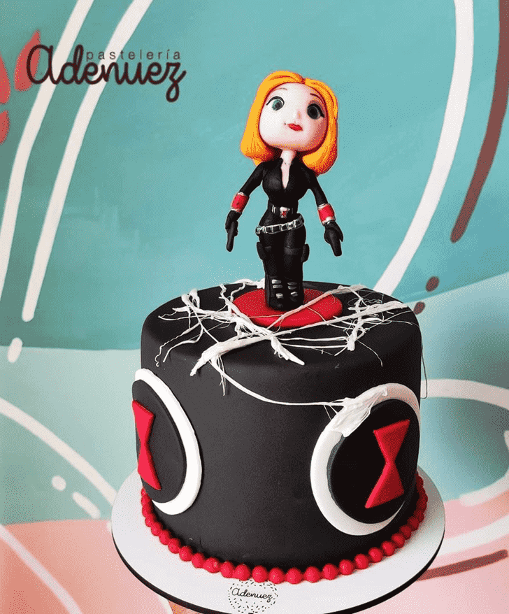 Wonderful Black Widow Cake Design
