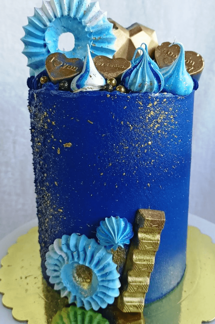 Charming Blue Cake
