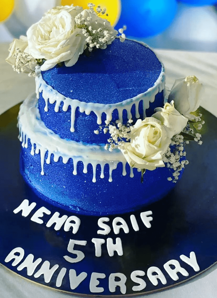 Elegant Blue Cake