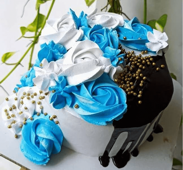 Bewitching Blue Rose Cake