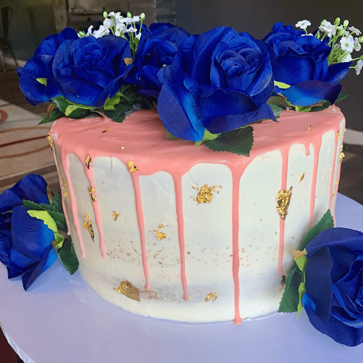 Charming Blue Rose Cake