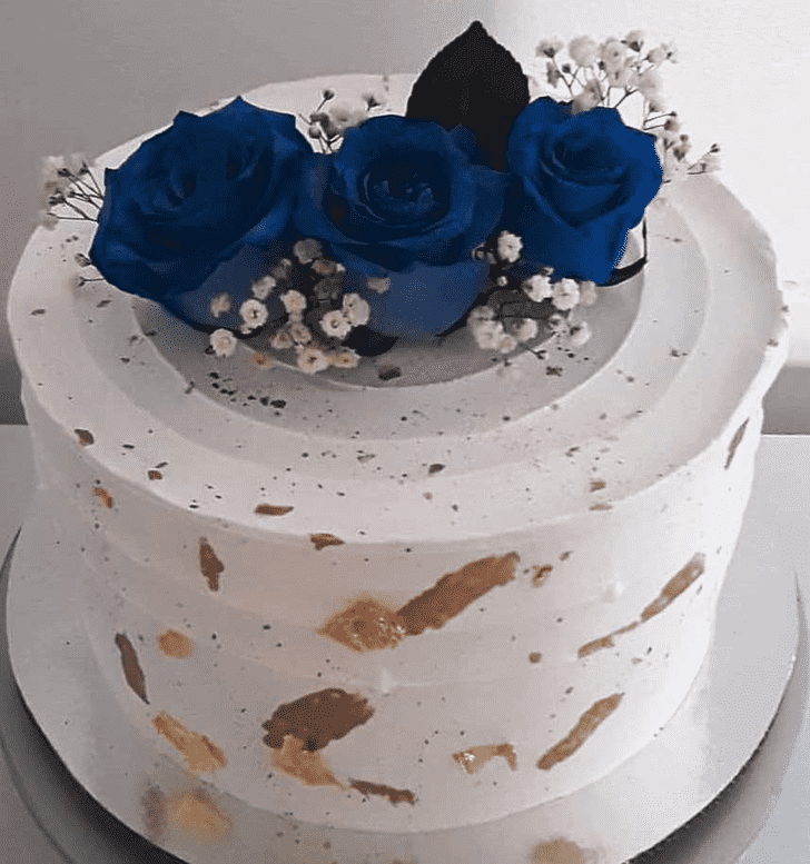 Fascinating Blue Rose Cake