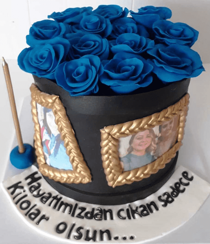 Graceful Blue Rose Cake