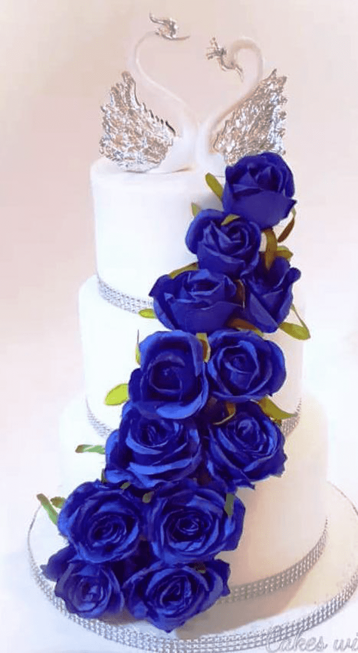 Superb Blue Rose Cake