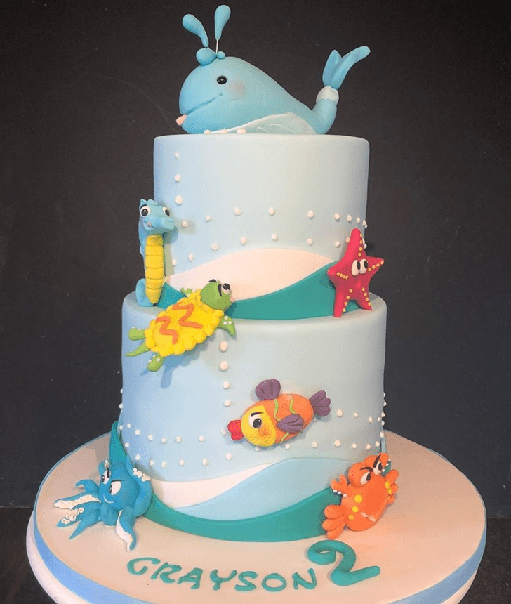 Comely Blue Whale Cake